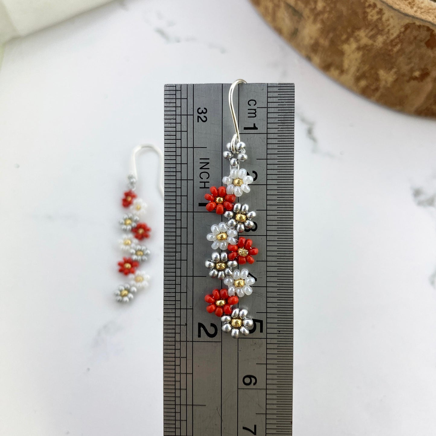 Beaded Christmas Daisy Flower Earrings