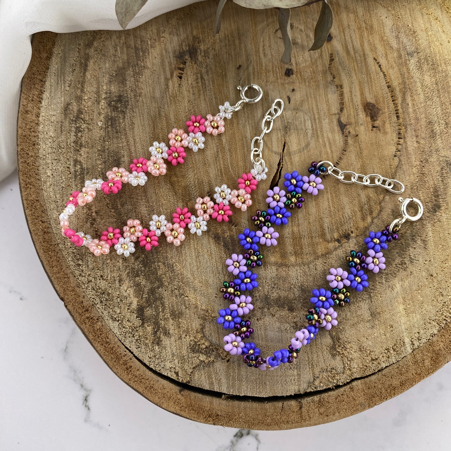 Pink Daisy Beaded Earrings & Bracelet Set