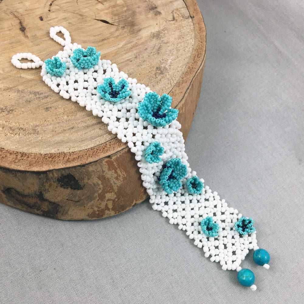 White Beaded Net Bracelet with Turquoise Beaded Flowers