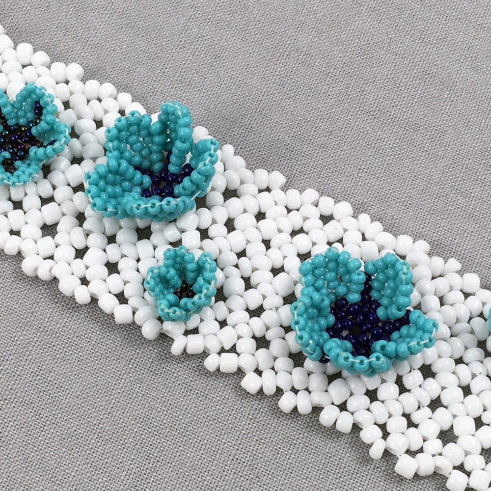 White Beaded Net Bracelet with Turquoise Beaded Flowers