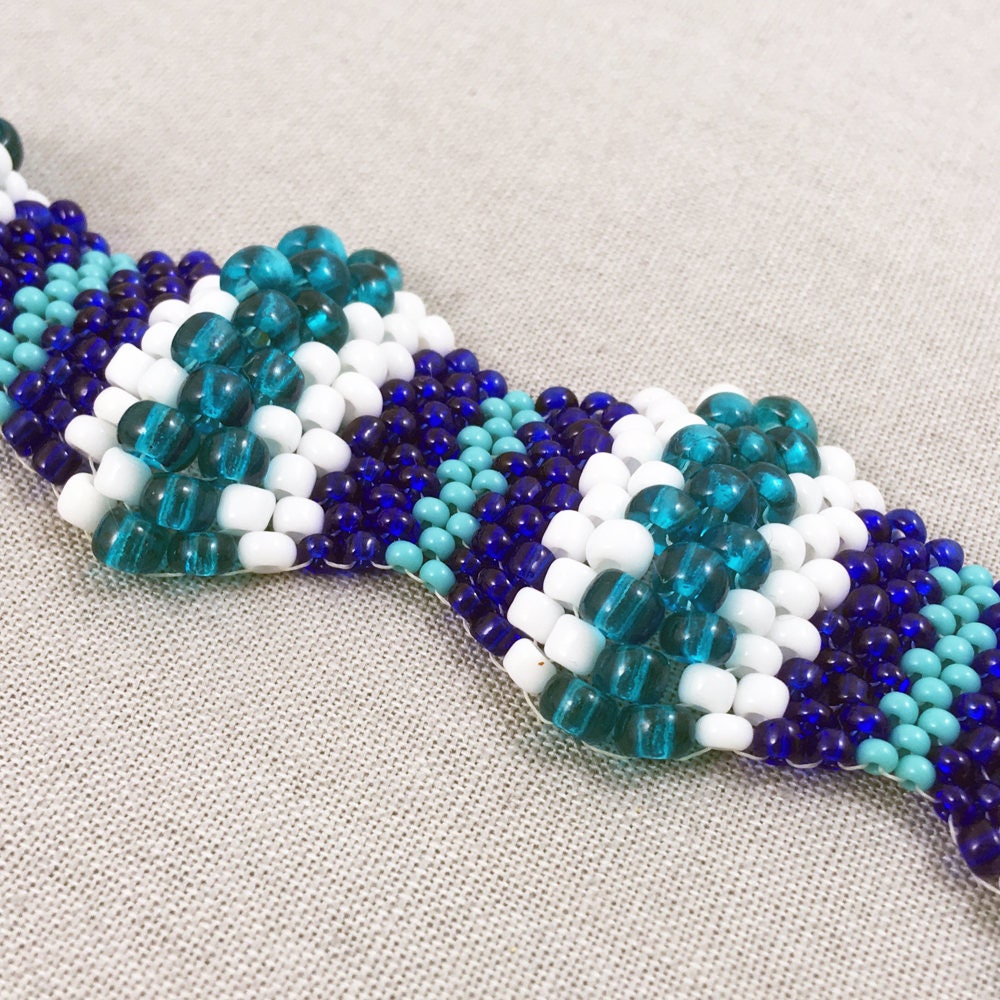 Blue & White Wavy Beaded Bracelet