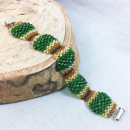 Wavy Green and Yellow Beaded Bracelet