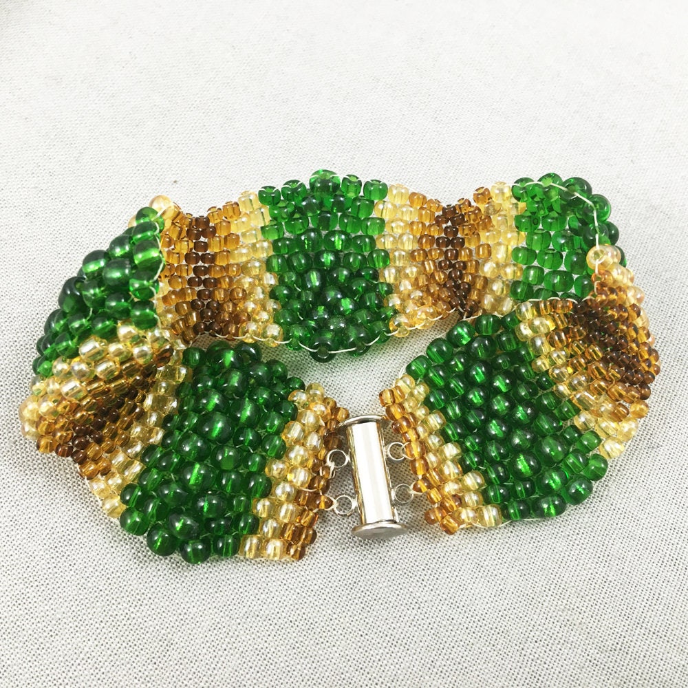 Wavy Green and Yellow Beaded Bracelet