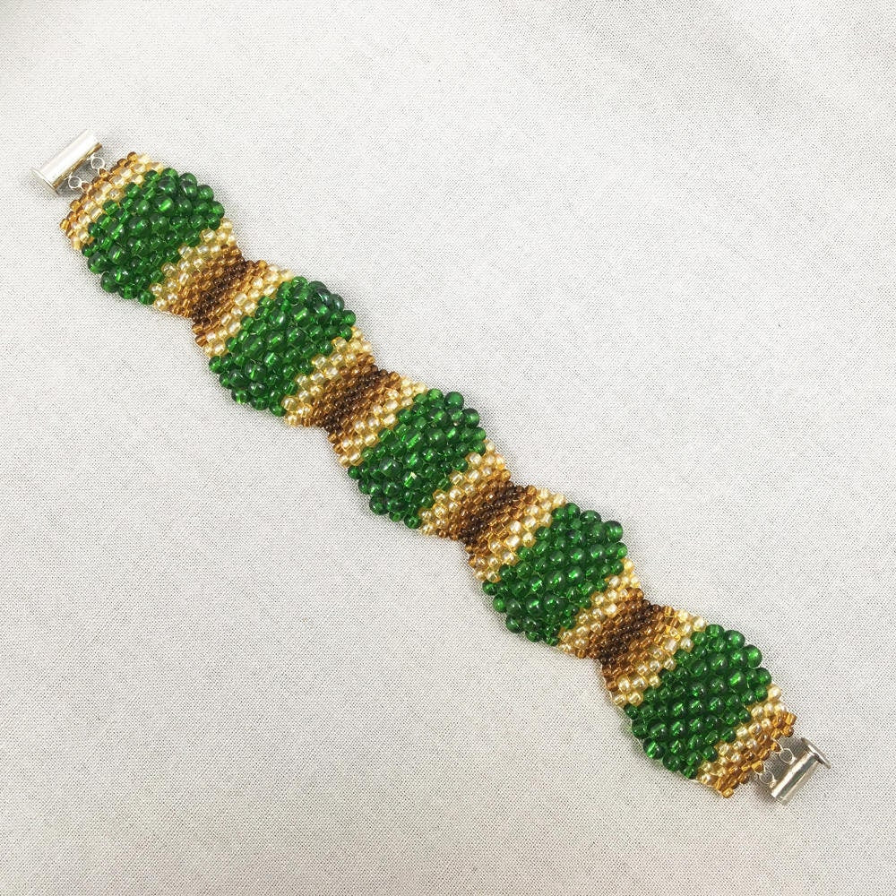 Wavy Green and Yellow Beaded Bracelet